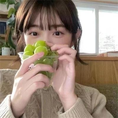 钢铁少女团封面